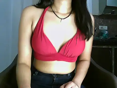 Snapshot of Sweety_cream chatting on 03/08/26, 11:25 Sweety cream online show from 03/08/26, 11:25