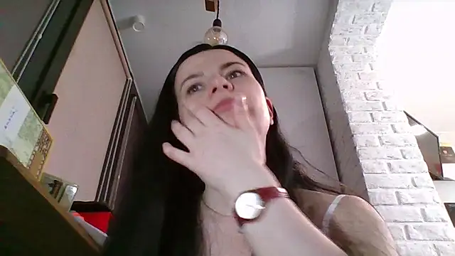 Clover Shine online show from 03/10/26, 05:07