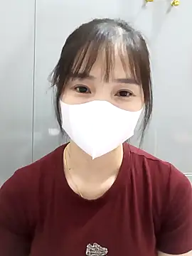 -Dumi- online show from 04/19/26, 12:04