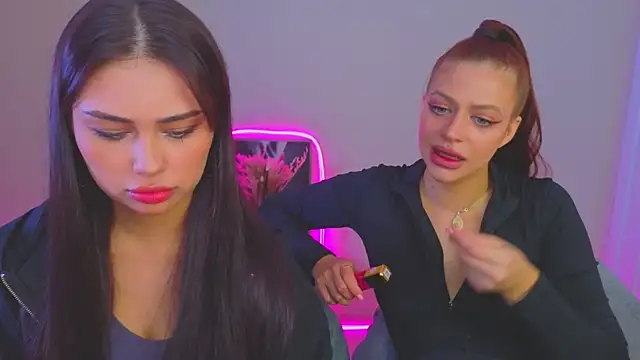 Snapshot of Sofia_Plump chatting on 06/07/26, 05:49 Sofia Plump online show from 06/07/26, 05:49