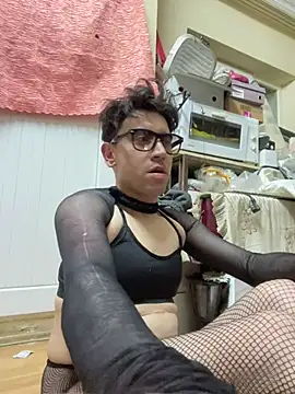 Snapshot of Femboysissy1919 chatting on 04/16/26, 09:39 Femboysissy1919 online show from 04/16/26, 09:39