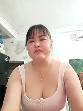 Kee-kimlee online show from 04/18/26, 09:26