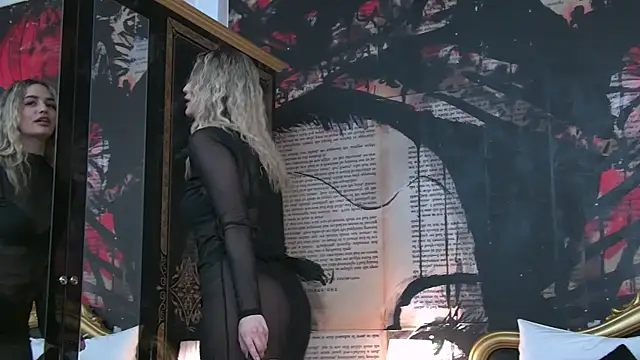 SelenaRuss online show from 03/31/26, 02:06