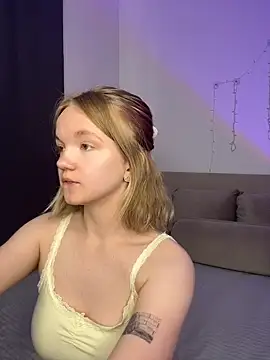 StellaBunny online show from 05/28/26, 11:07