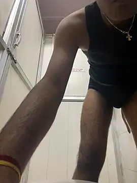 Dazzling dude online show from 02/17/26, 06:14