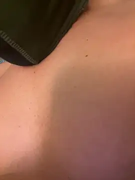 PeterParker99 online show from 04/01/26, 09:12