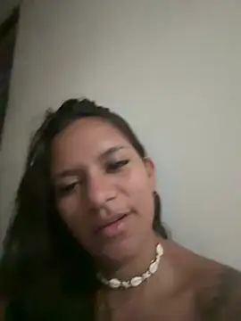 Snapshot of amara_wet04 chatting on 06/18/26, 03:18 amara wet04 online show from 06/18/26, 03:18