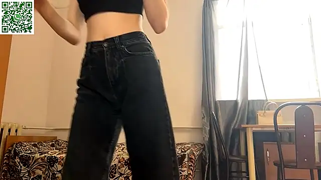VickieKush online show from 05/13/26, 02:03