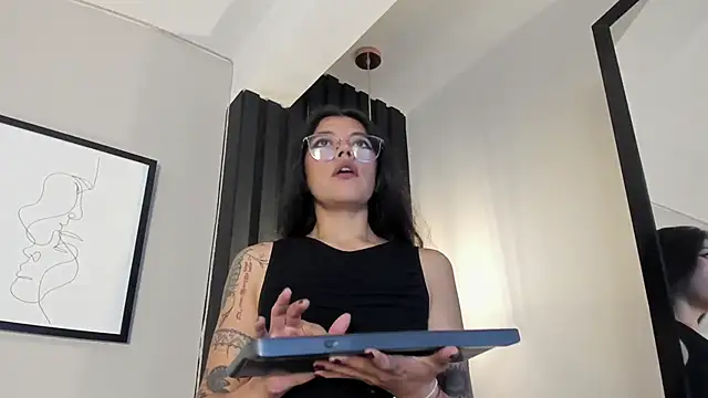 Lanadelrey 1 online show from 04/09/26, 11:04