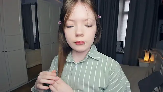 LavenderMitten online show from 03/06/26, 05:26