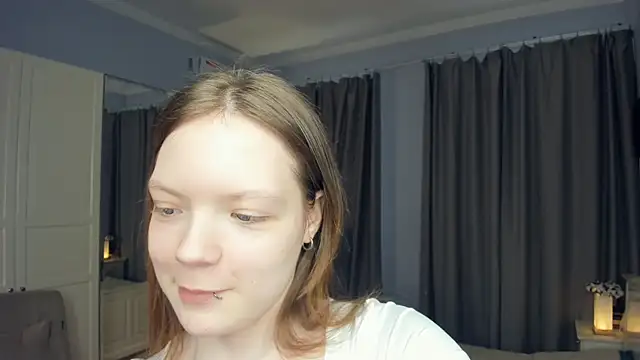 LavenderMitten online show from 04/23/26, 05:41