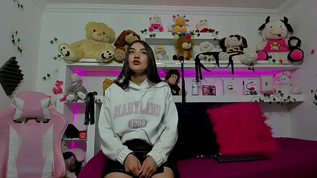 Mayli rose online show from 03/04/26, 07:31