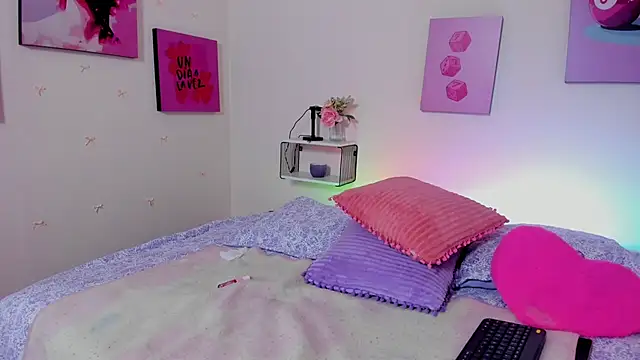 AnnyCotton online show from 04/16/26, 09:39