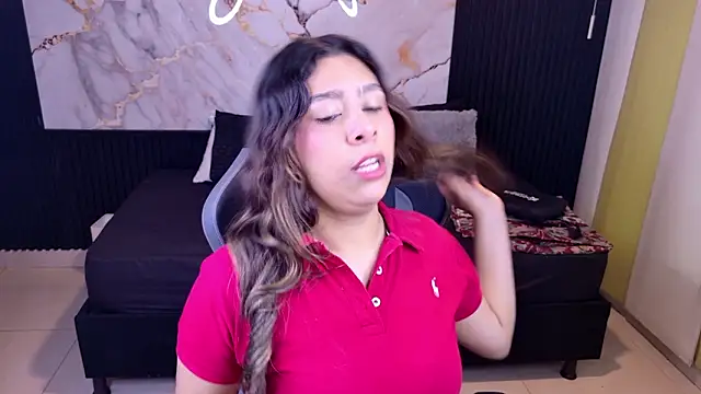 Sophie19   online show from 02/16/26, 11:39