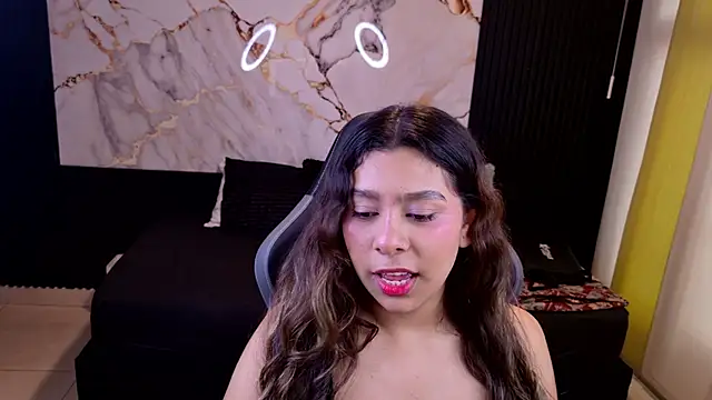 Sophie19   online show from 02/17/26, 12:12