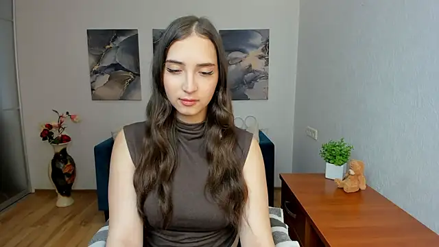 Effy Royse online show from 04/01/26, 05:41