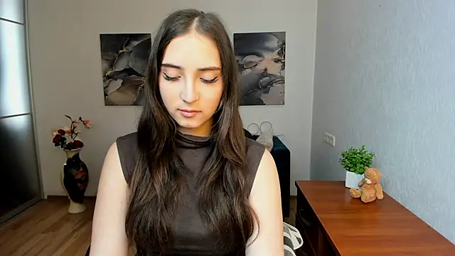 Effy Royse online show from 04/05/26, 05:59