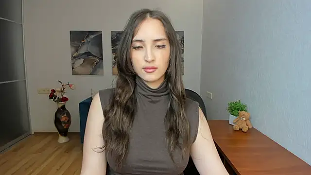 Snapshot of Effy_Royse chatting on 06/14/26, 05:37 Effy Royse online show from 06/14/26, 05:37