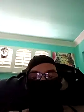 scott12347762 online show from 02/25/26, 09:24