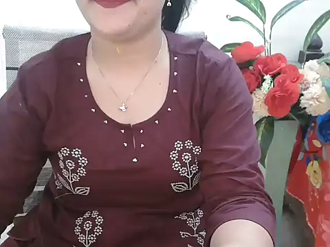 Snapshot of _chitranshi chatting on 06/04/26, 06:19 chitranshi online show from 06/04/26, 06:19
