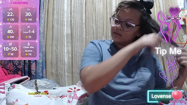 Snapshot of vanuslovelatina chatting on 07/10/26, 07:12 vanuslovelatina online show from 07/10/26, 07:12