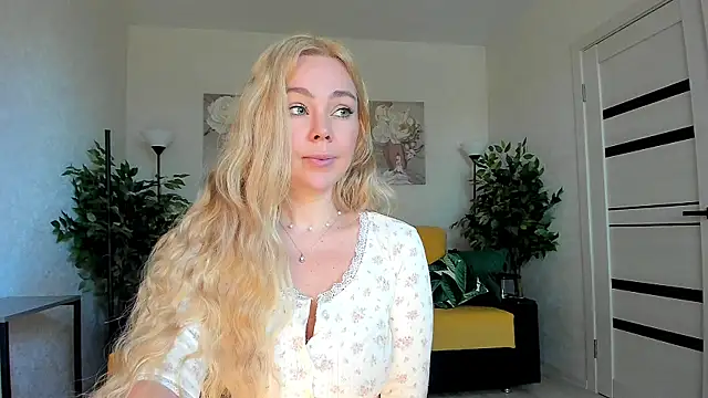 caty kiss online show from 05/25/26, 03:12