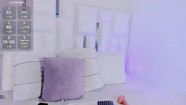 Nylaharris online show from 02/25/26, 04:55