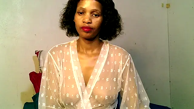 Mabelle Eveline online show from 04/15/26, 07:58