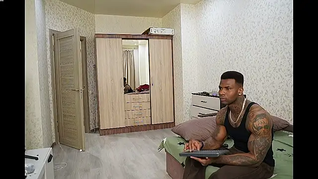 ostine brown online show from 03/17/26, 06:33