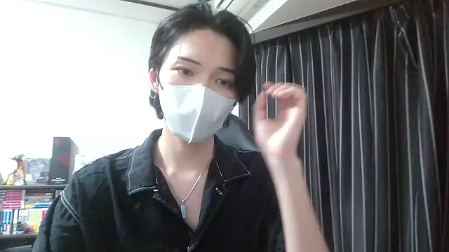 Snapshot of raitokun5555 chatting on 05/13/26, 12:24 raitokun5555 online show from 05/13/26, 12:24