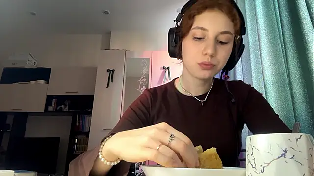 AliceCarrol online show from 03/05/26, 01:07