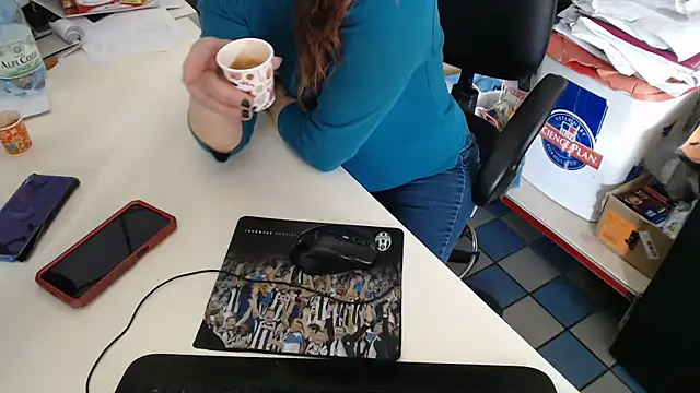 CpLauraMauro online show from 04/09/26, 04:23