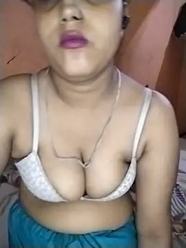 Nency Love143 online show from 05/17/26, 06:26