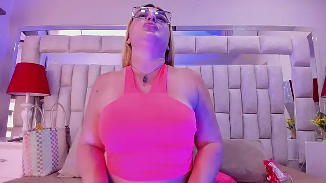 AngellHott  online show from 02/26/26, 05:01