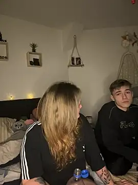 Maryjane-Spidermann online show from 02/16/26, 07:43