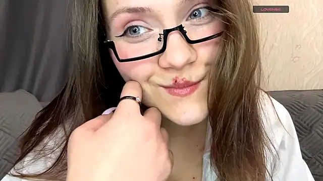 BunnyFleur online show from 03/04/26, 05:08