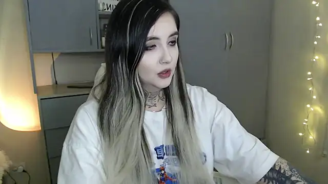 Rin Tozier online show from 02/17/26, 12:51