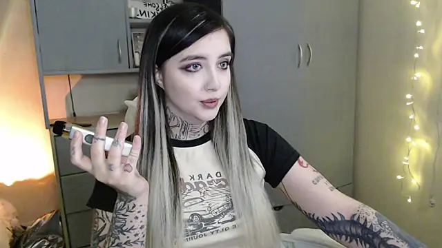 Rin Tozier online show from 02/25/26, 12:42