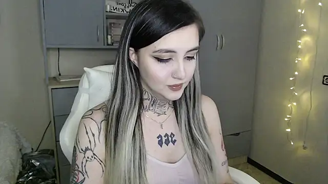 Rin Tozier online show from 03/08/26, 01:47