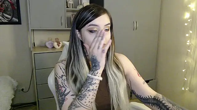 Rin Tozier online show from 03/30/26, 01:17