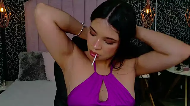 Hana Stone online show from 03/06/26, 09:44