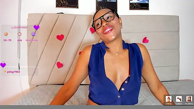 samaraa smith1 online show from 02/24/26, 12:14