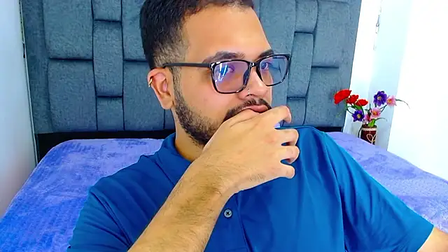 J black  online show from 02/17/26, 06:03