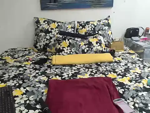 MissRedHotRaven online show from 02/24/26, 10:08