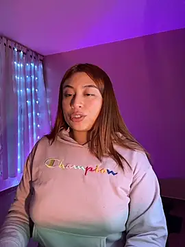 Hanna mis18 online show from 03/05/26, 01:23