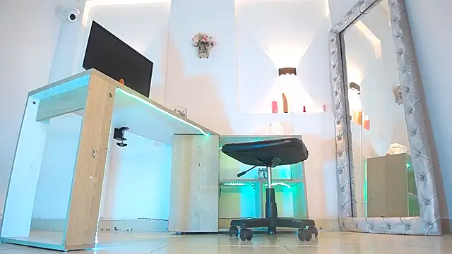 jullian ricci online show from 04/21/26, 02:51