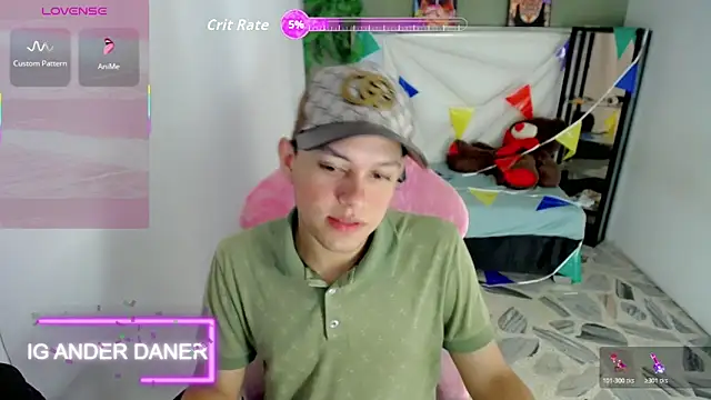 Top and bottom online show from 06/10/26, 04:45