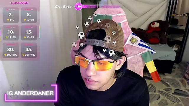 Top and bottom online show from 06/12/26, 09:08