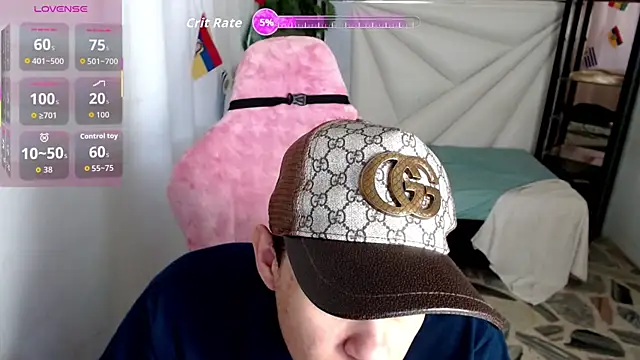Top and bottom online show from 06/15/26, 08:55