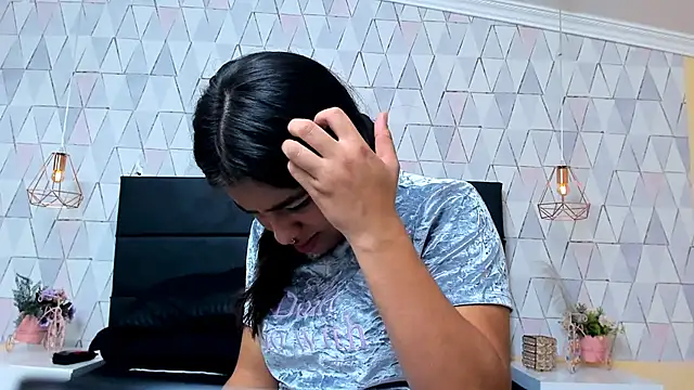 CloheBell online show from 04/23/26, 08:44